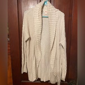 Missimo cream colored knit cardigan. Size medium.